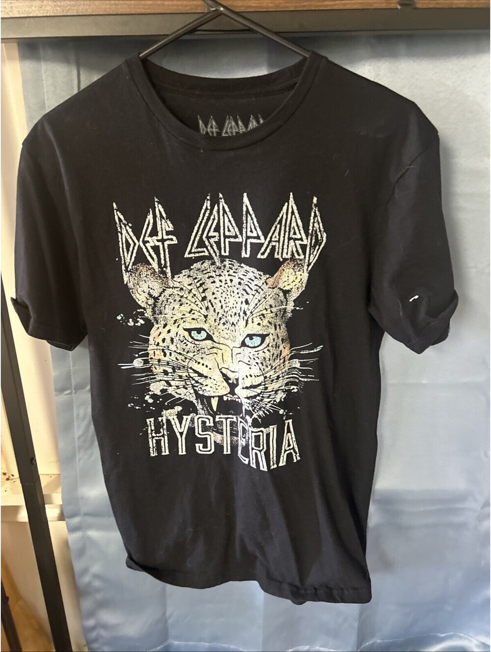 Def Leppard Med Hysteria Band Tee